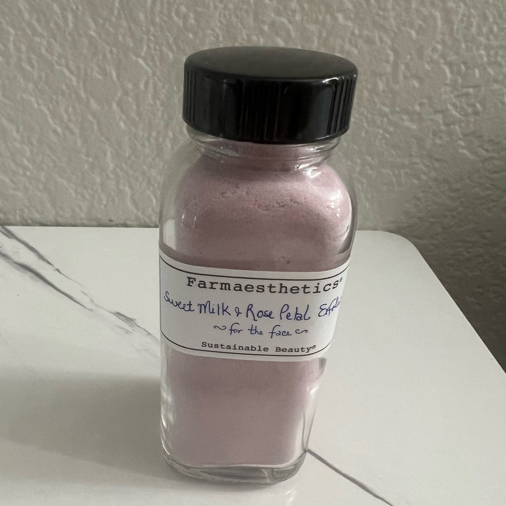 Farmaesthetics Sweet Milk and Rose Petal Facial Exfoliate 4 oz New